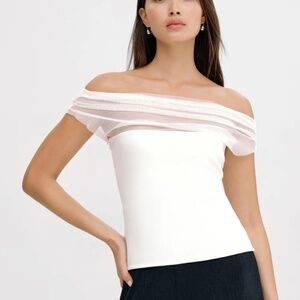NWT Marcella Cabrini Top L Off White